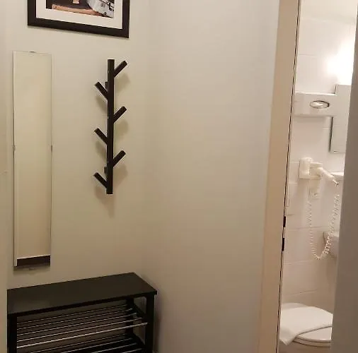 Center Aparthotel 3*