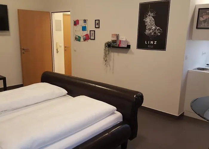 Aparthotel Center 3*